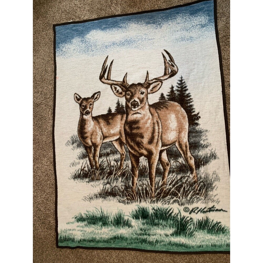 Biederlack Buck‎ & Doe Deer Reversible Fuzzy  Blanket USA Hunting Hautman